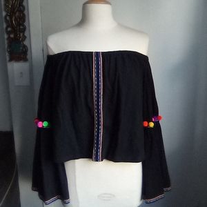 Peruvian Pom Pom Tassel Bell Sleeve Beauty  Rare Gem